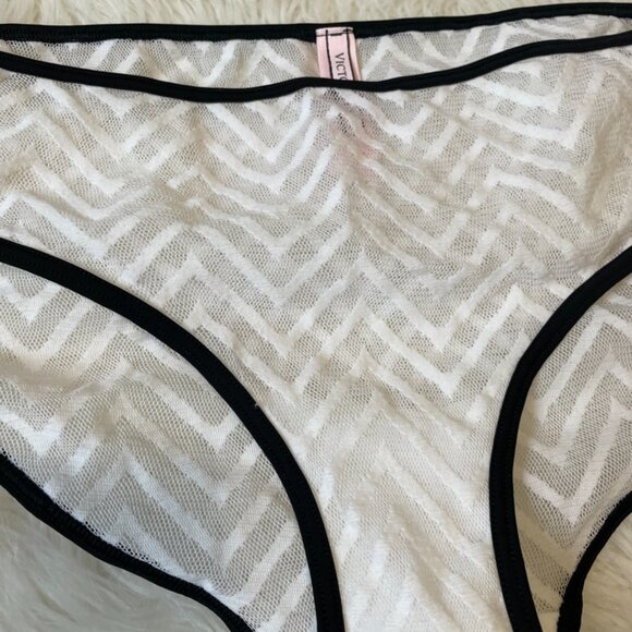Victoria's Secret HipHugger White Chevron print black Piping trim Sheer Large - Picture 2 of 16